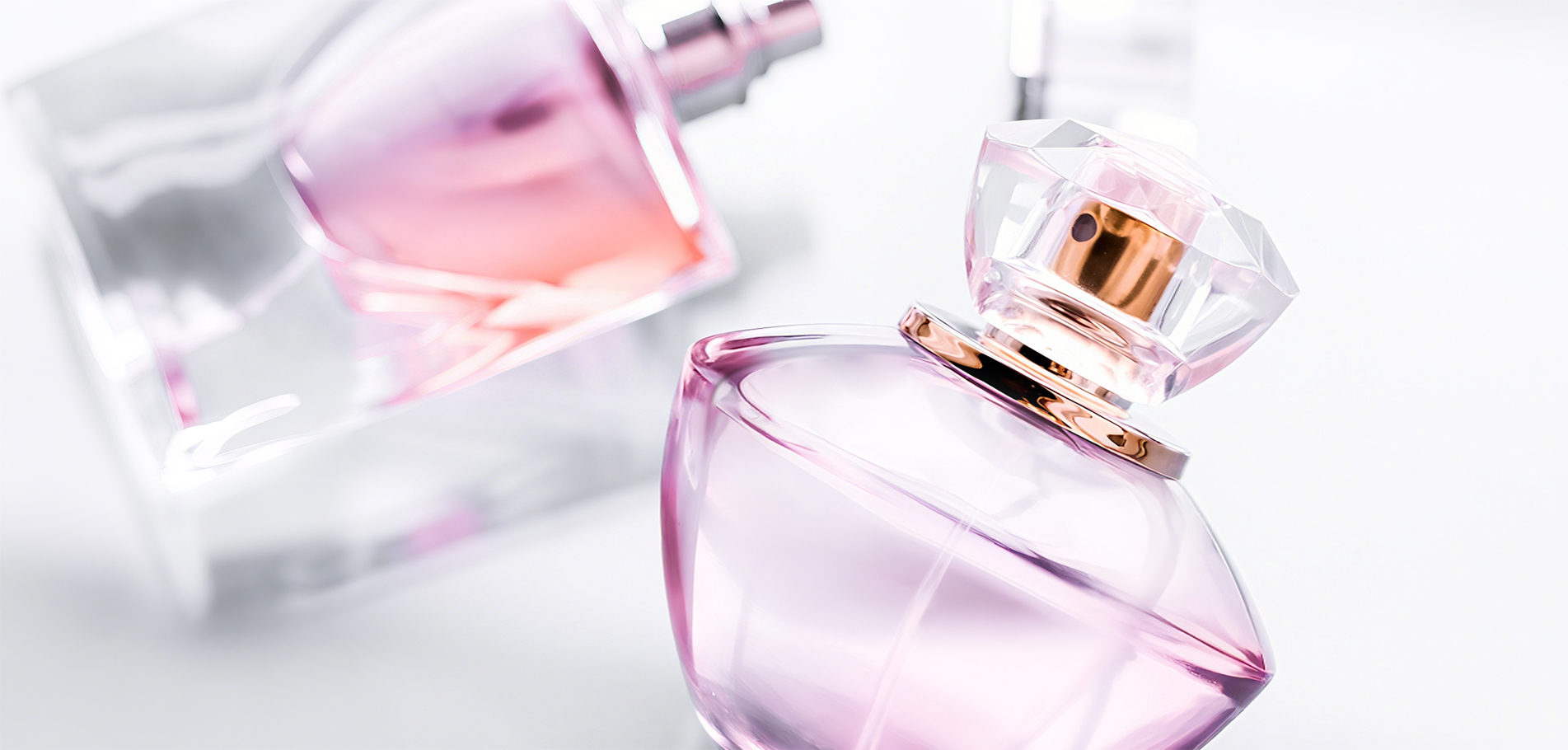 حلول التغليف الزجاجي لمستحضرات التجميل والعناية والصيدلة